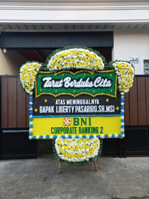 Papan Bunga Duka di Pujidadi